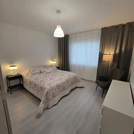 Upea Saunallinen Kolmio Appartement